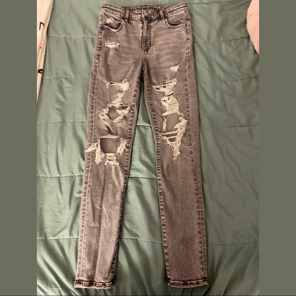 American eagle ripped skinny jeans